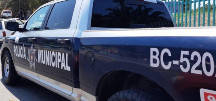 Ataque en llantera de Tijuana dejó un muerto y un menor herido