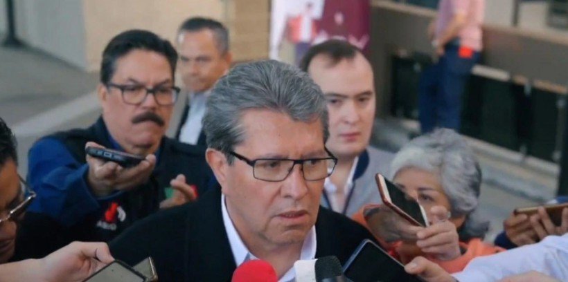 Respalda Ricardo Monreal reducción del IEPS