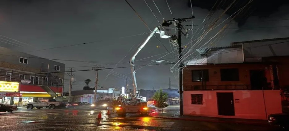 Apagones afectan a decenas de colonias de Tijuana; CFE mantiene silencio