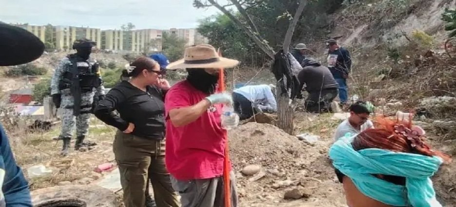 Hallan más restos humanos en fosa clandestina de Tijuana